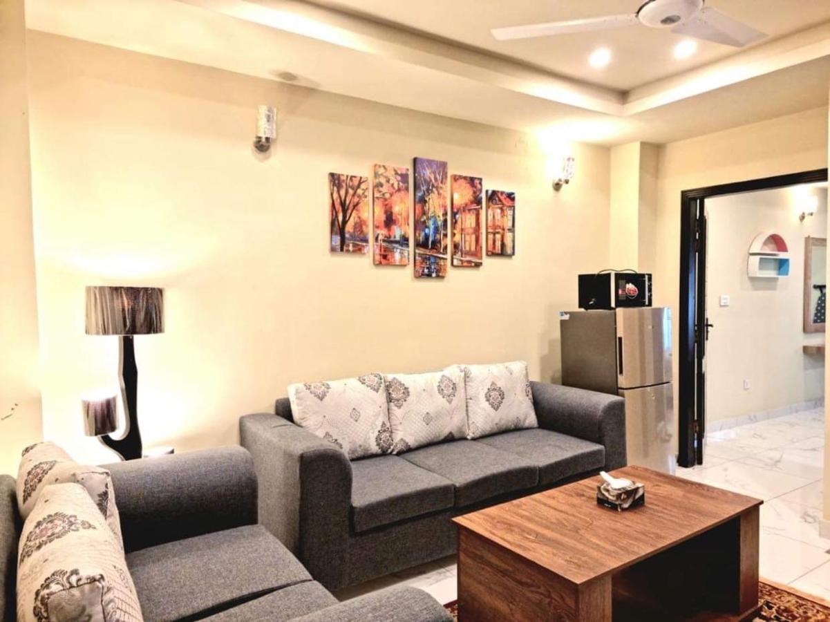 Comfortable & Lovely 1 Bed Apt In Bahria Town Rawalpindi Exterior photo